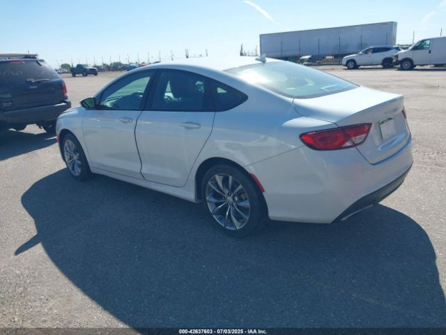 1C3CCCBB4FN558485 Chrysler 2015