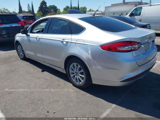 2017 FORD FUSION 3FA6P0G74HR201006 Photo 2