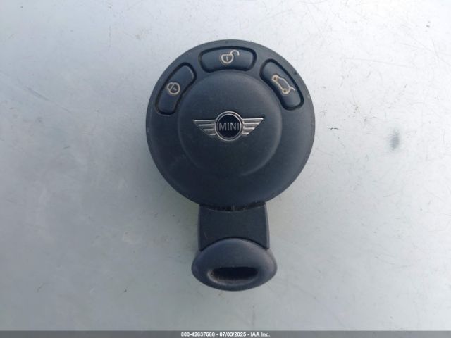 2011 MINI COOPER WMWSU3C50BT098905 Photo 10