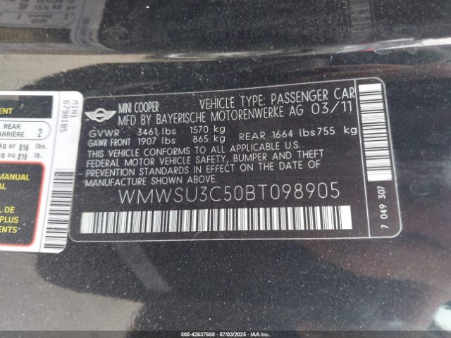 2011 MINI COOPER WMWSU3C50BT098905 Photo 8