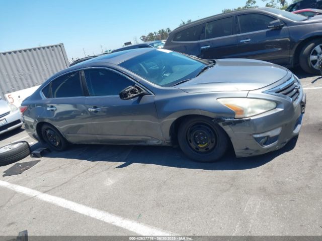1N4AL3AP1FC595639 Nissan 2015