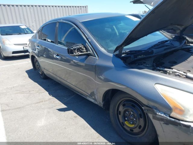 1N4AL3AP1FC595639 Nissan 2015