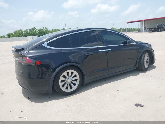 5YJXCBE20HF053791 Tesla MODEL X