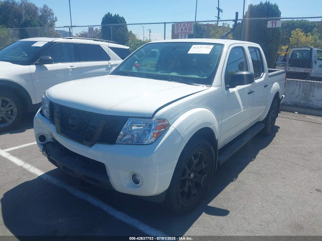 Nissan 2020 2020 1N6ED0EA5LN720099 Image 2