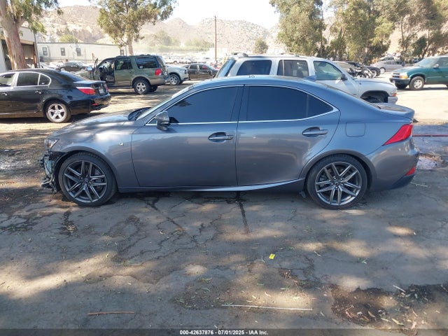 42637876 :رقم المزاد ، JTHBA1D23H5047205 vin ، 2017 Lexus Is 200t مزاد بيع