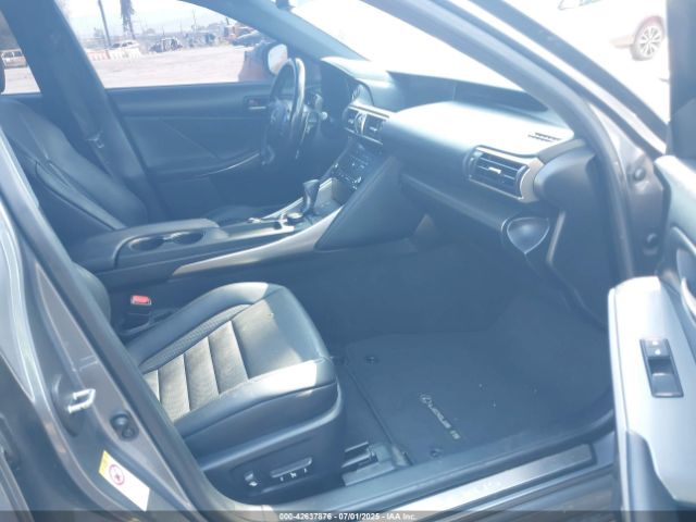2017 LEXUS IS 200T JTHBA1D23H5047205 Photo 4