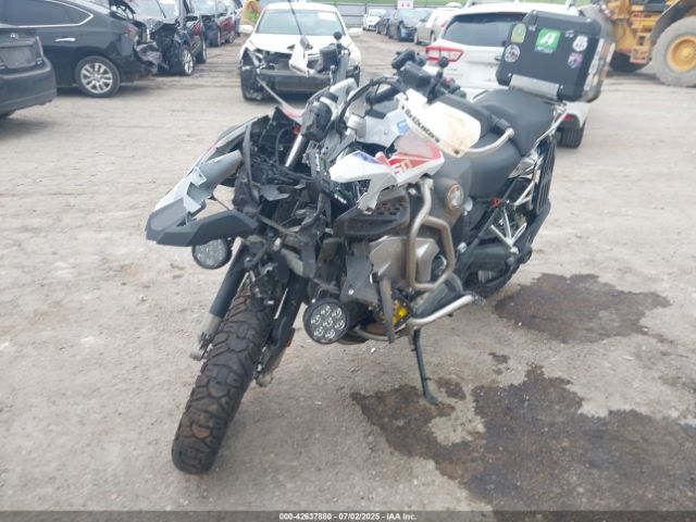 2022 BMW R 1250 WB10M1301N6F95256 Photo 1
