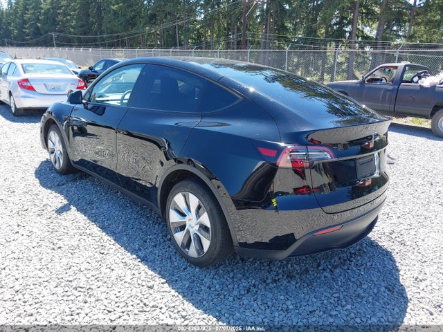 2022 TESLA MODEL Y 7SAYGDEE9NF558340 Photo 2