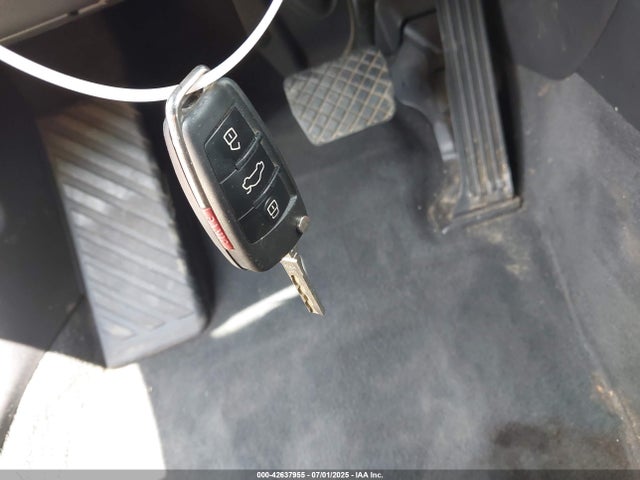 2016 AUDI Q3 WA1GFCFS7GR002271 Photo 10