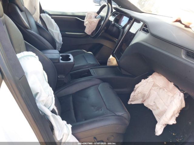 2018 TESLA MODEL X 5YJXCBE2XJF104834 Photo 4