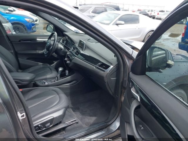 2017 BMW X1 WBXHU7C38H5H34458 Photo 4