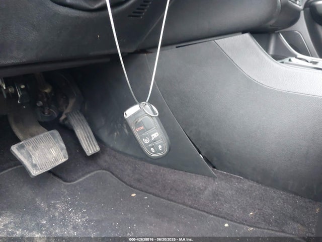 2019 Jeep Cherokee Latitude Plus Fwd მანქანა იყიდება აუქციონზე, vin: 1C4PJLLB4KD176071, აუქციონის ნომერი: 42638016