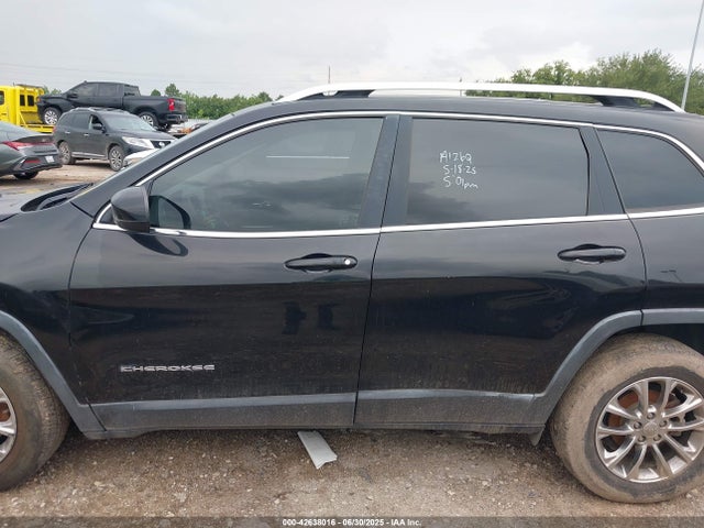 2019 Jeep Cherokee Latitude Plus Fwd მანქანა იყიდება აუქციონზე, vin: 1C4PJLLB4KD176071, აუქციონის ნომერი: 42638016