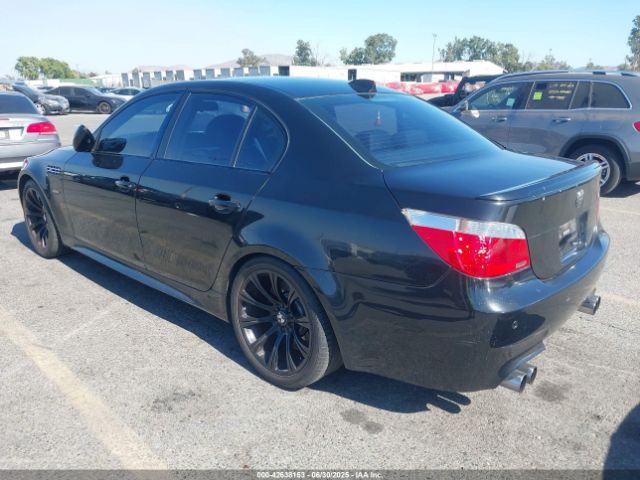 2006 BMW M5 WBSNB93576B581465 Photo 2