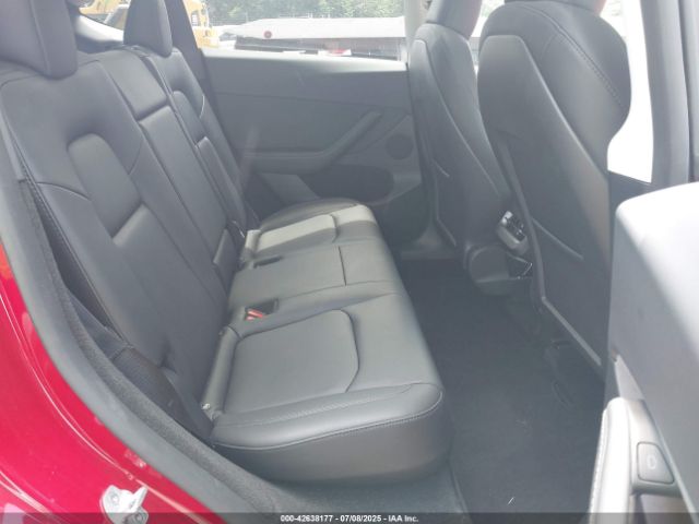 2023 TESLA MODEL Y 7SAYGDEE1PF852348 Photo 7