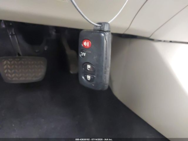 2014 TOYOTA PRIUS JTDKN3DU7E0362231 Photo 10