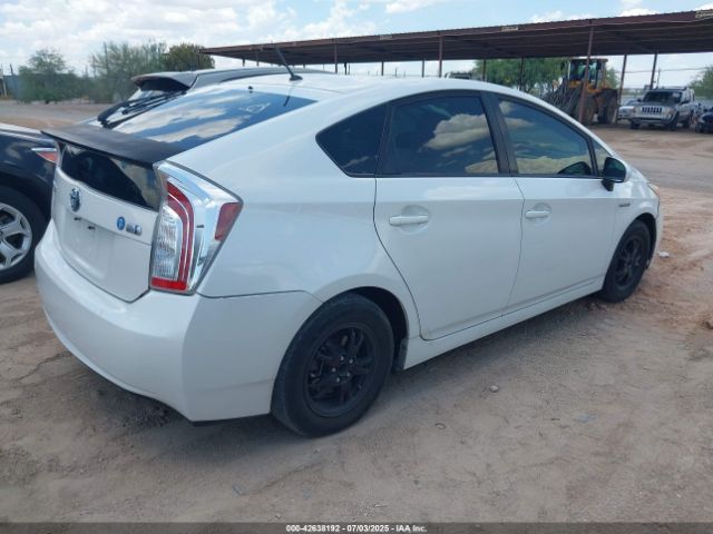 2014 TOYOTA PRIUS JTDKN3DU7E0362231 Photo 3