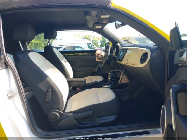 2019 VOLKSWAGEN BEETLE 3VW5DAAT0KM504778 Photo 4