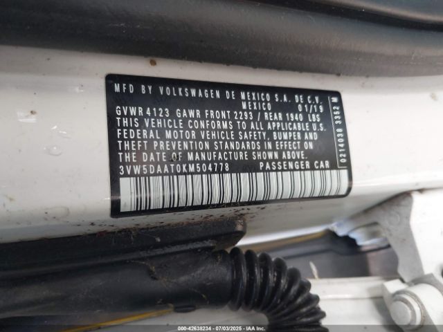 2019 VOLKSWAGEN BEETLE 3VW5DAAT0KM504778 Photo 8