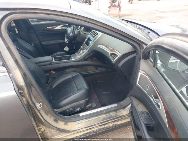 Lincoln MKZ 2017 3LN6L5FC8HR632669 Image 5