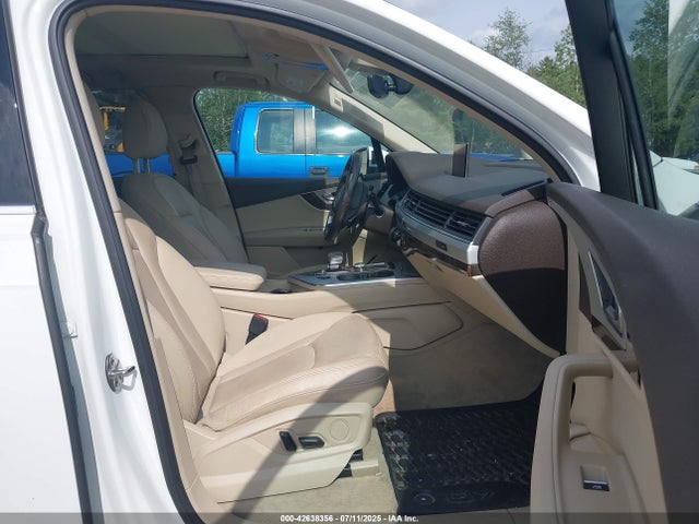 2017 AUDI Q7 WA1LHAF70HD049844 Photo 4
