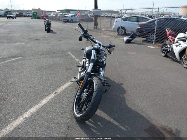 1HD1YHK2XKB026878 Harley-Davidson Breakout 114