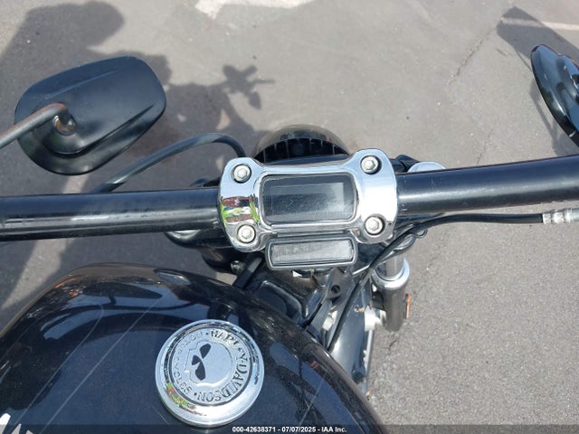 1HD1YHK2XKB026878 Harley-Davidson Breakout 114