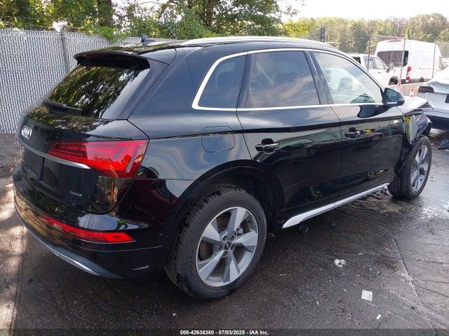 2024 AUDI Q5 WA1ABAFY4R2055869 Photo 3