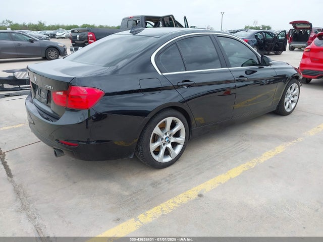 WBA3B9G53FNR99283 BMW 335i
