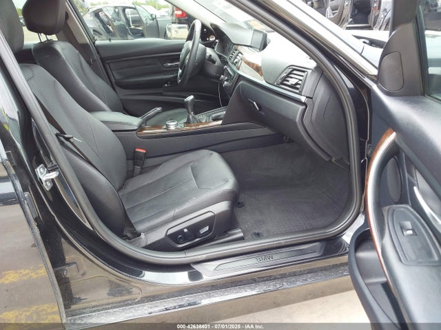 WBA3B9G53FNR99283 BMW 335i