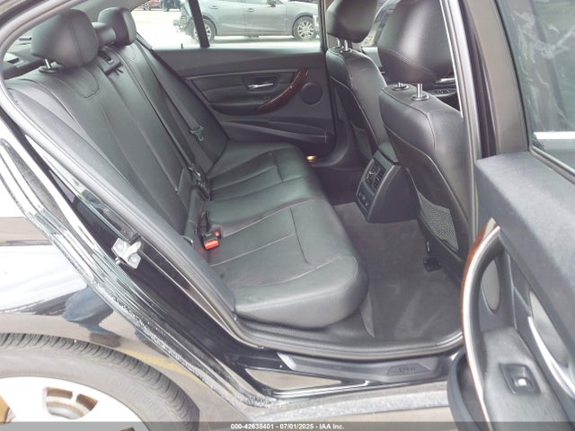 WBA3B9G53FNR99283 BMW 335i