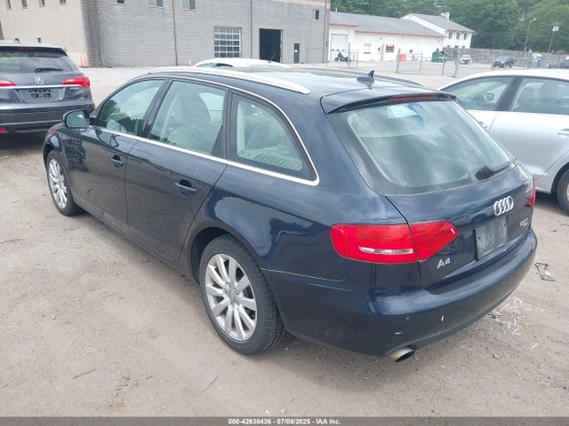 2011 AUDI A4 WAUWFAFL4BA043010 Photo 2