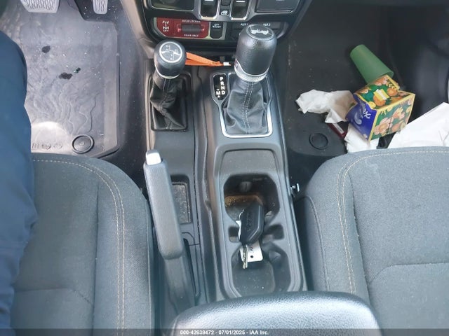 1C4RJXN68RW199562 Jeep Wrangler