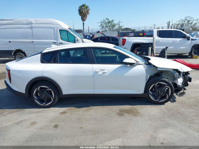 KIA 2025 2025 3KPFU4DE7SE042185 Image 14