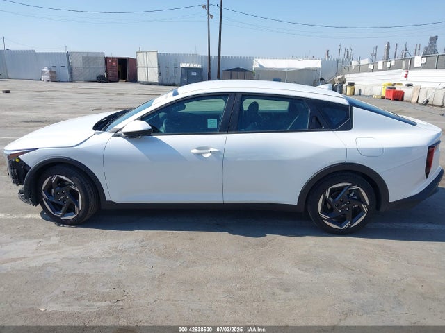 KIA 2025 2025 3KPFU4DE7SE042185 Image 15