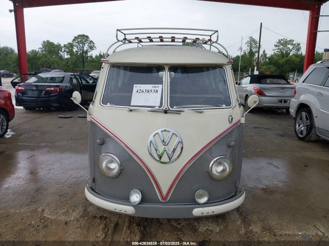 Продажа на аукционе авто 1961 Volkswagen Transporter Van, vin: 37102, номер лота: 42638538