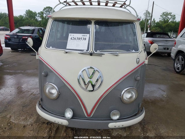 Продажа на аукционе авто 1961 Volkswagen Transporter Van, vin: 37102, номер лота: 42638538