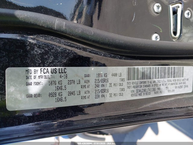 3C4NJCAB1JT411366 Jeep 2018