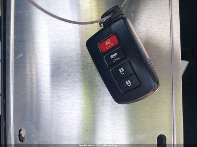 4T1BF1FK1HU658173 Toyota 2ar-fe