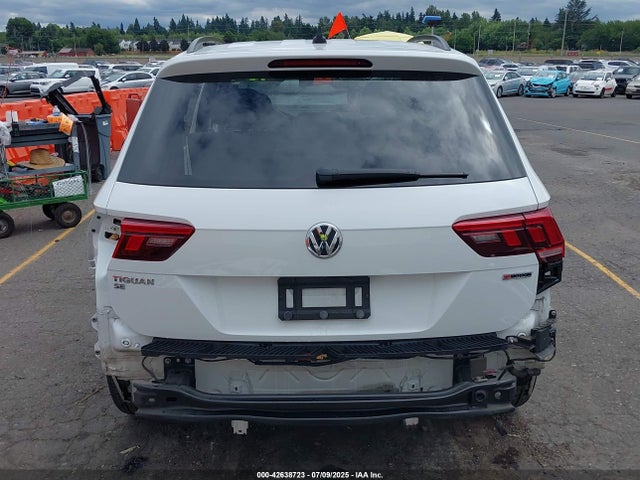 Volkswagen Tiguan 2021 3VV2B7AX8MM065822 Image 17