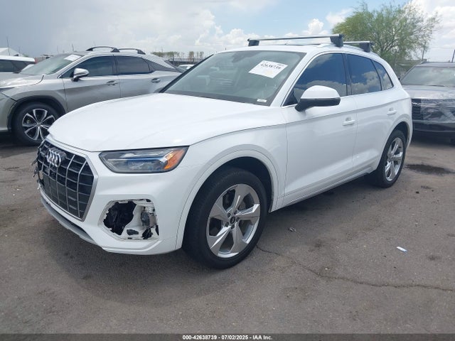 Audi Q5 2021 WA1BAAFY2M2139902 Image 2