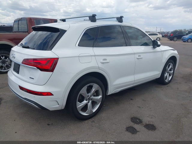 Audi Q5 2021 WA1BAAFY2M2139902 Image 4