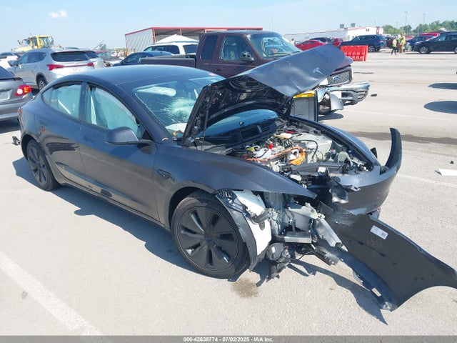2025 TESLA MODEL 3 5YJ3E1EA6SF965567 Photo 0