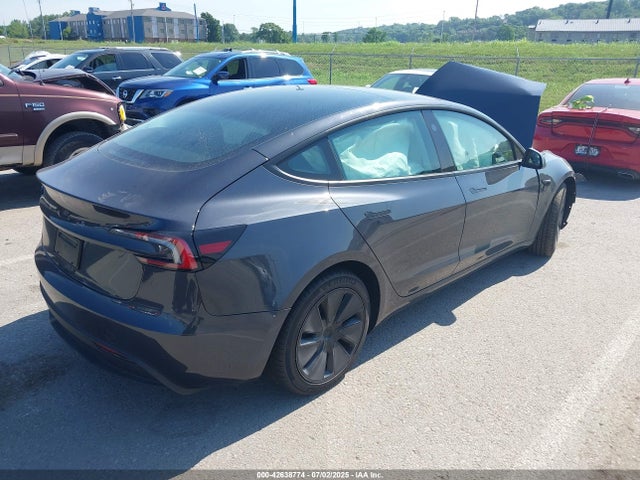 2025 TESLA MODEL 3 5YJ3E1EA6SF965567 Photo 3