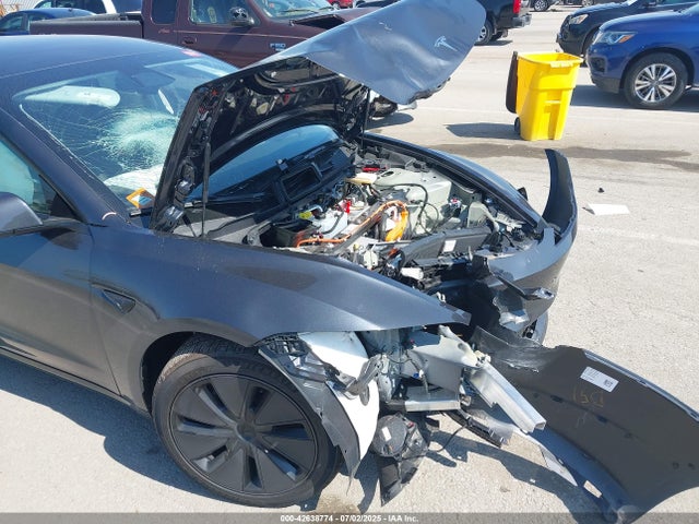 2025 TESLA MODEL 3 5YJ3E1EA6SF965567 Photo 5