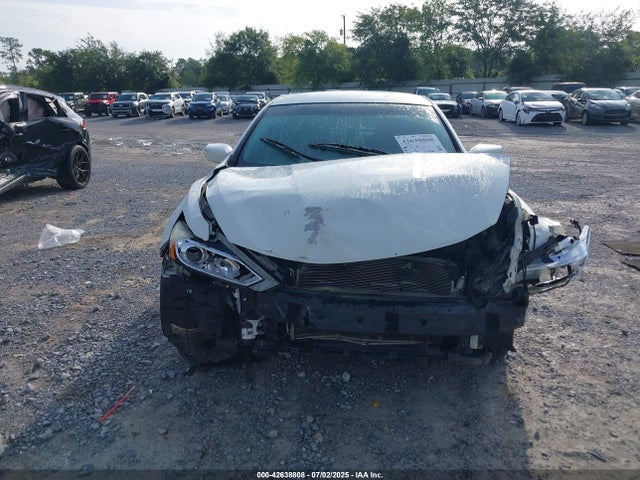 1N4AL3AP9GC205694 Nissan 2016