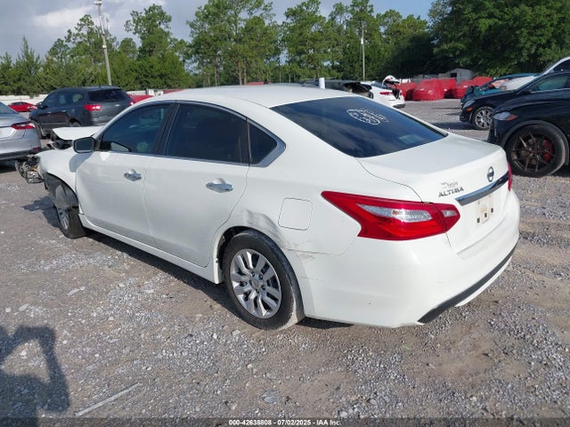 1N4AL3AP9GC205694 Nissan 2016