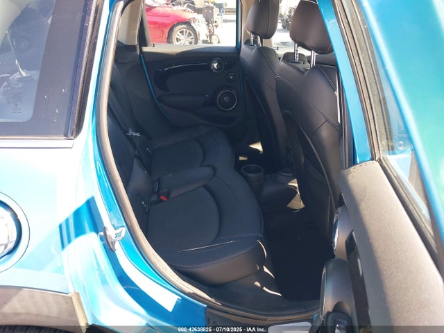 Mini 2015 2015 WMWXU3C55F2B66006 Image 8