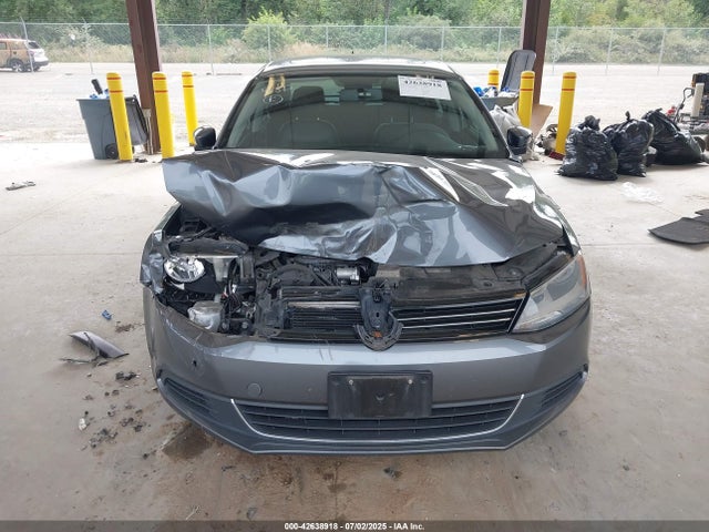 3VWD17AJ5EM384471 Volkswagen 2014