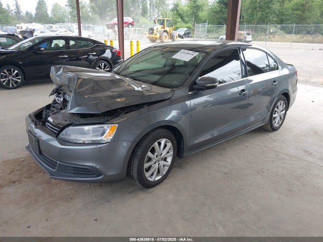 3VWD17AJ5EM384471 Volkswagen 2014